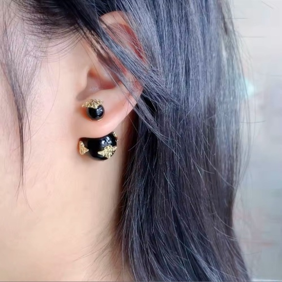 Vintage Honeybee Pearl Elegant Black Gold Earrings - Picture 5 of 5